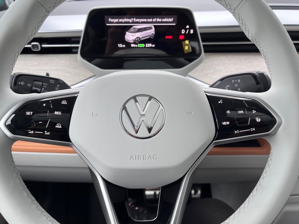 New 2025 Volkswagen ID. Buzz 1st Edition image 9