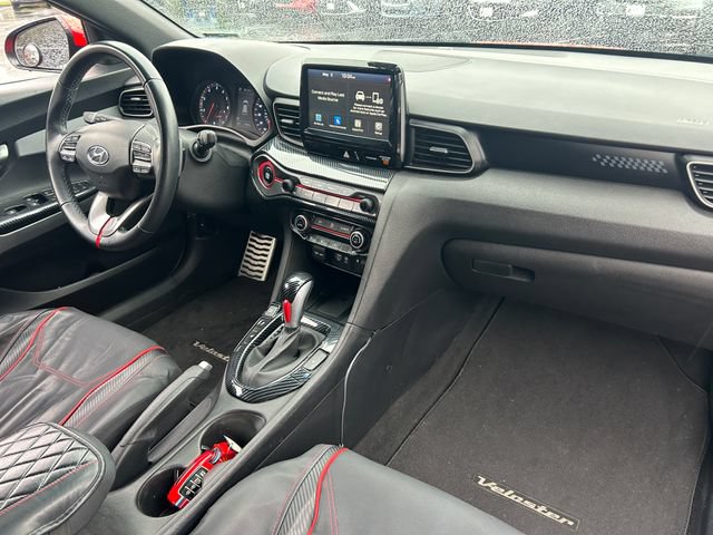 Used 2020 Hyundai Veloster Turbo FWD image 32