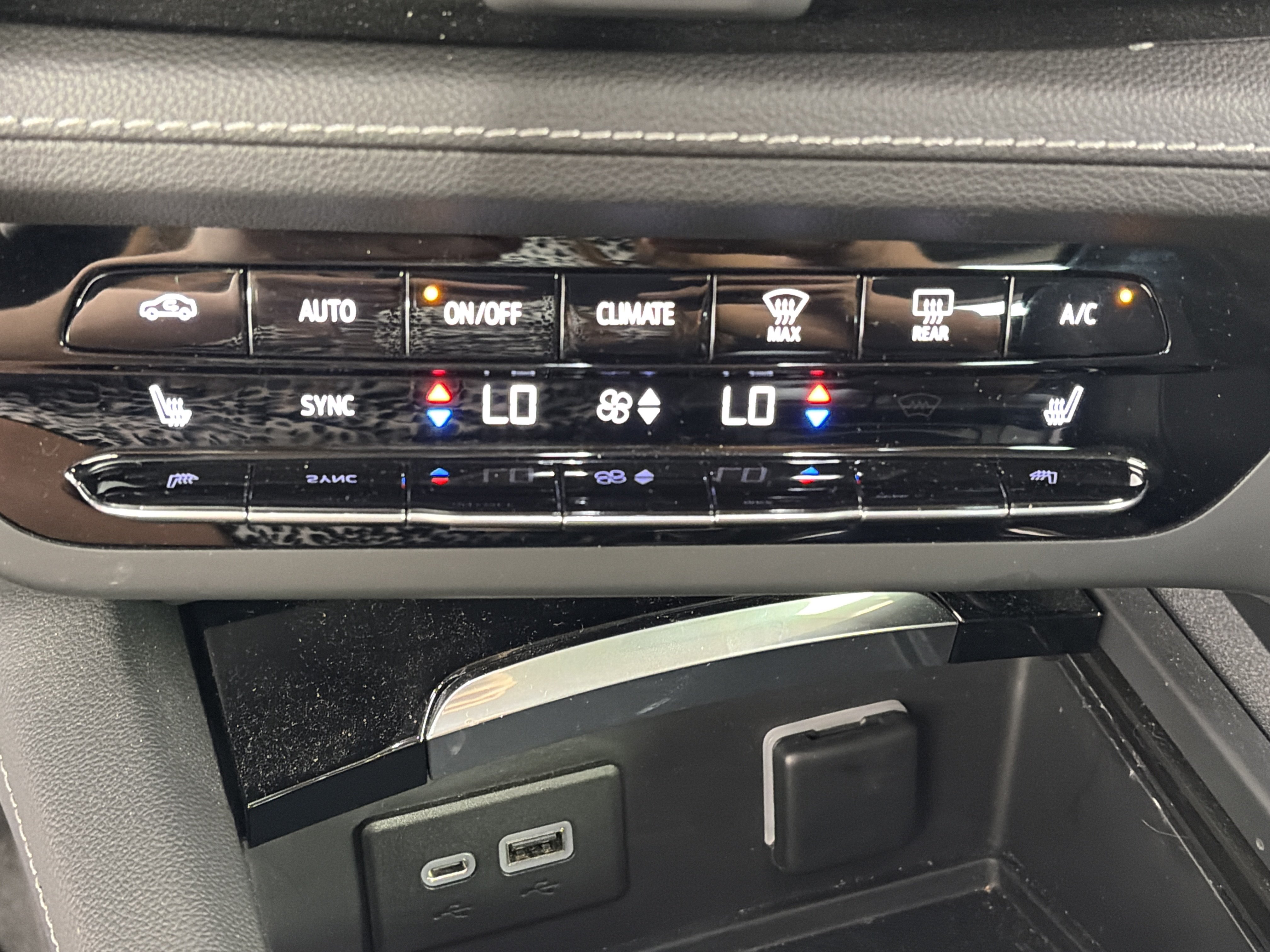 Used 2022 Buick Envision Preferred FWD image 22