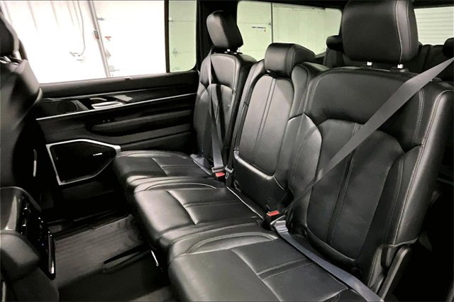 Used 2022 Jeep Wagoneer Series I w/ Convenience Group I image 21