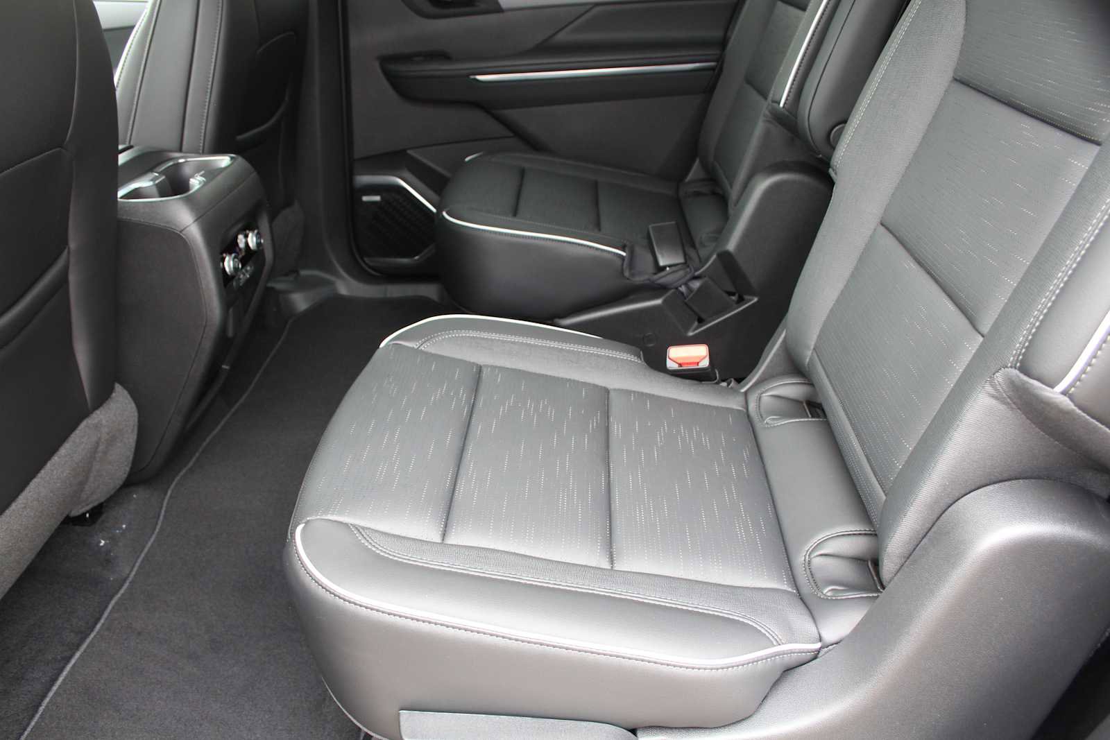 New 2026 Buick Enclave Sport Touring w/ Power Package image 26