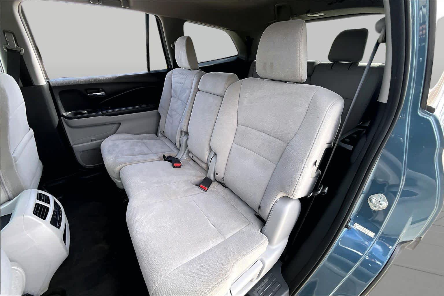 Used 2016 Honda Pilot EX image 21