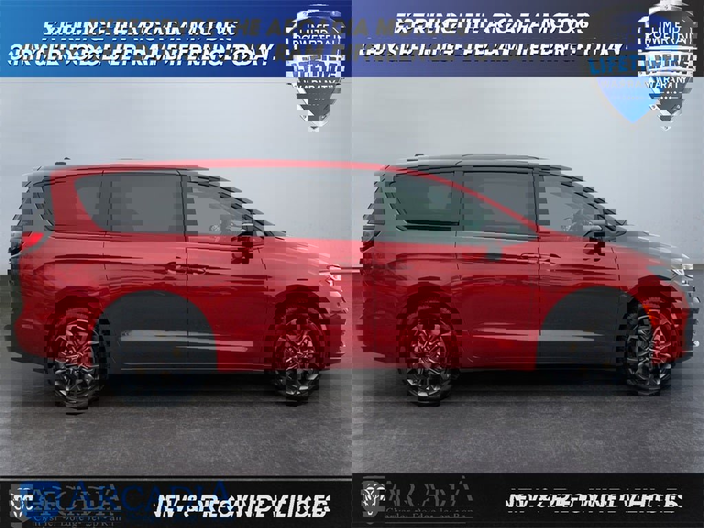 New 2026 Chrysler Pacifica Select image 6