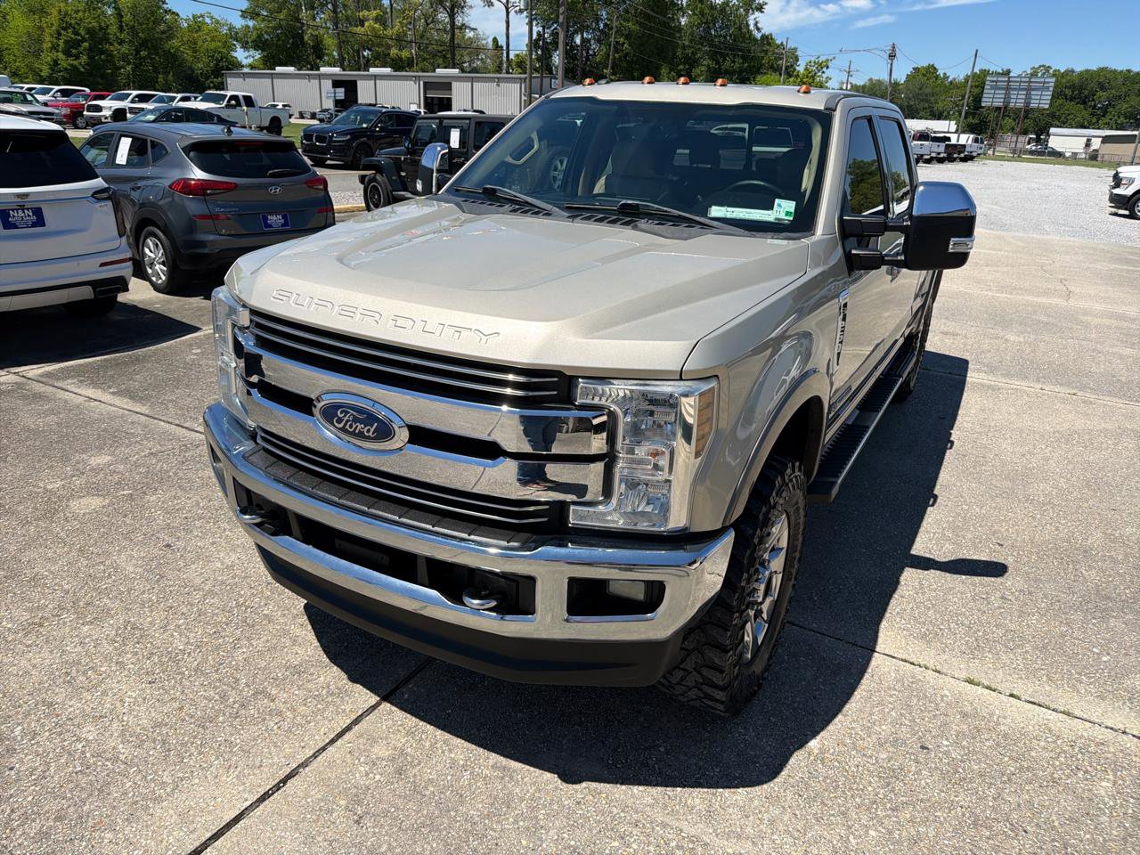 Used 2018 Ford F250 Lariat w/ Chrome Package image 13