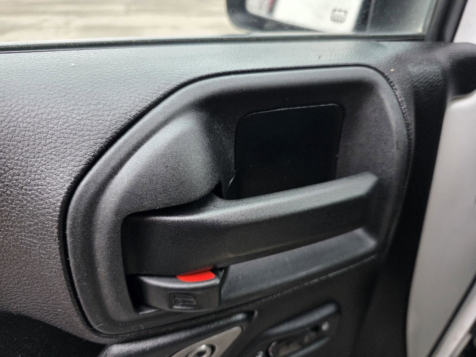 Used 2015 Jeep Wrangler Willys Wheeler image 9