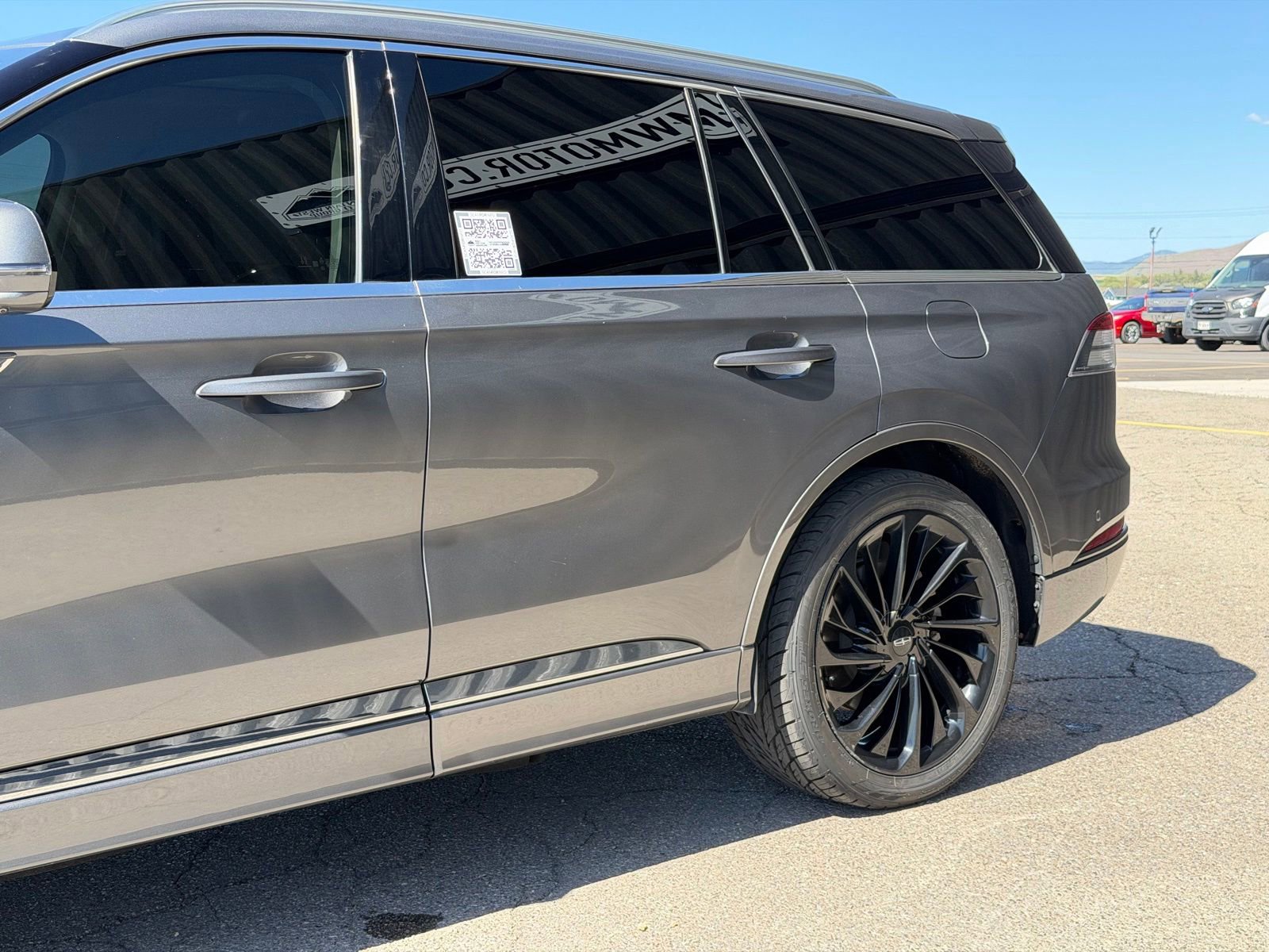 Used 2021 Lincoln Aviator Reserve w/ Equipment Group 210A AWD/4WD image 13