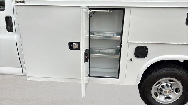 New 2025 Chevrolet Express 3500 w/ Power Convenience Package RWD image 16