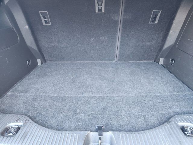 Used 2022 Chevrolet Trax LT w/ LT Convenience Package image 32