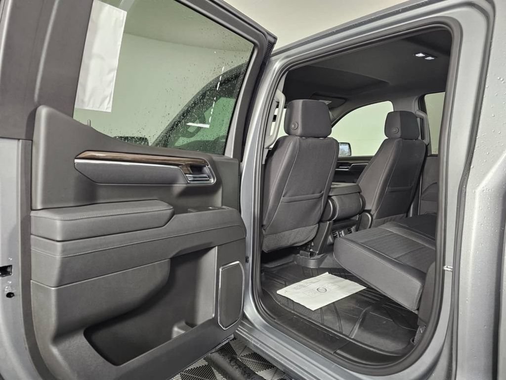 New 2025 Chevrolet Silverado 1500 RST w/ LPO, Liner Protection Package AWD/4WD image 21