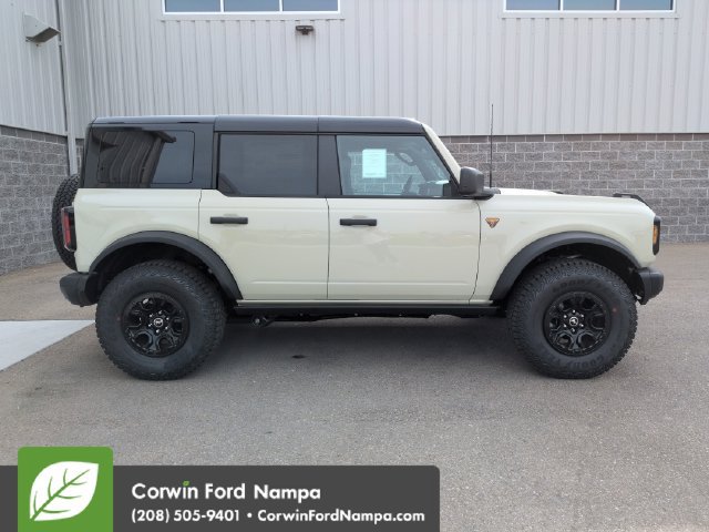New 2026 Ford Bronco Badlands w/ Wildtrak Package AWD/4WD image 2
