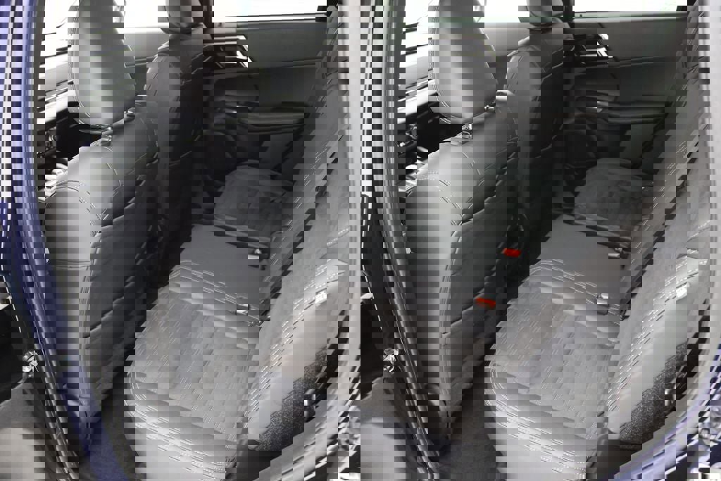 Used 2022 Mitsubishi Outlander SE image 11