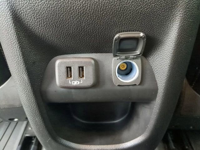 Used 2022 GMC Canyon Denali w/ Denali Black Edition Package image 16