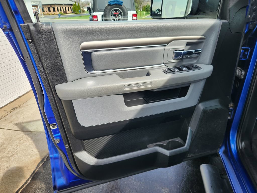 Used 2019 RAM 1500 Classic Warlock AWD/4WD image 21