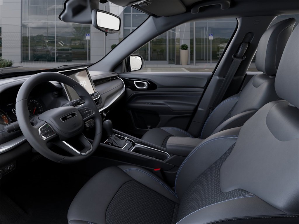 New 2026 Jeep Compass Latitude image 22