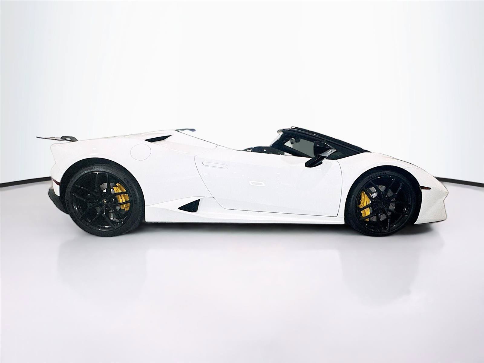 Used 2018 Lamborghini Huracan LP 580-2 RWD image 6