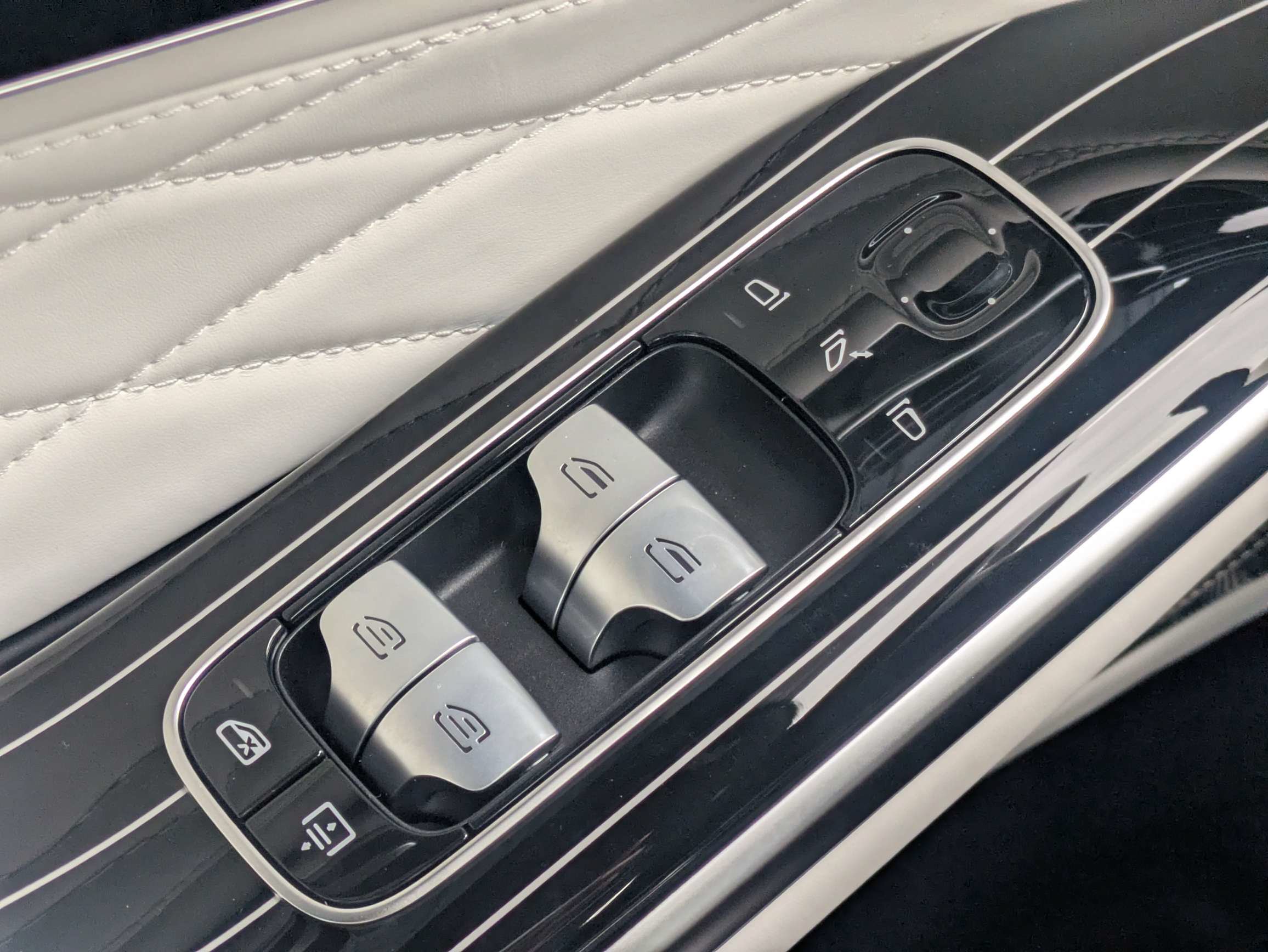 New 2027 Mercedes-Benz S 580 4MATIC Sedan image 20