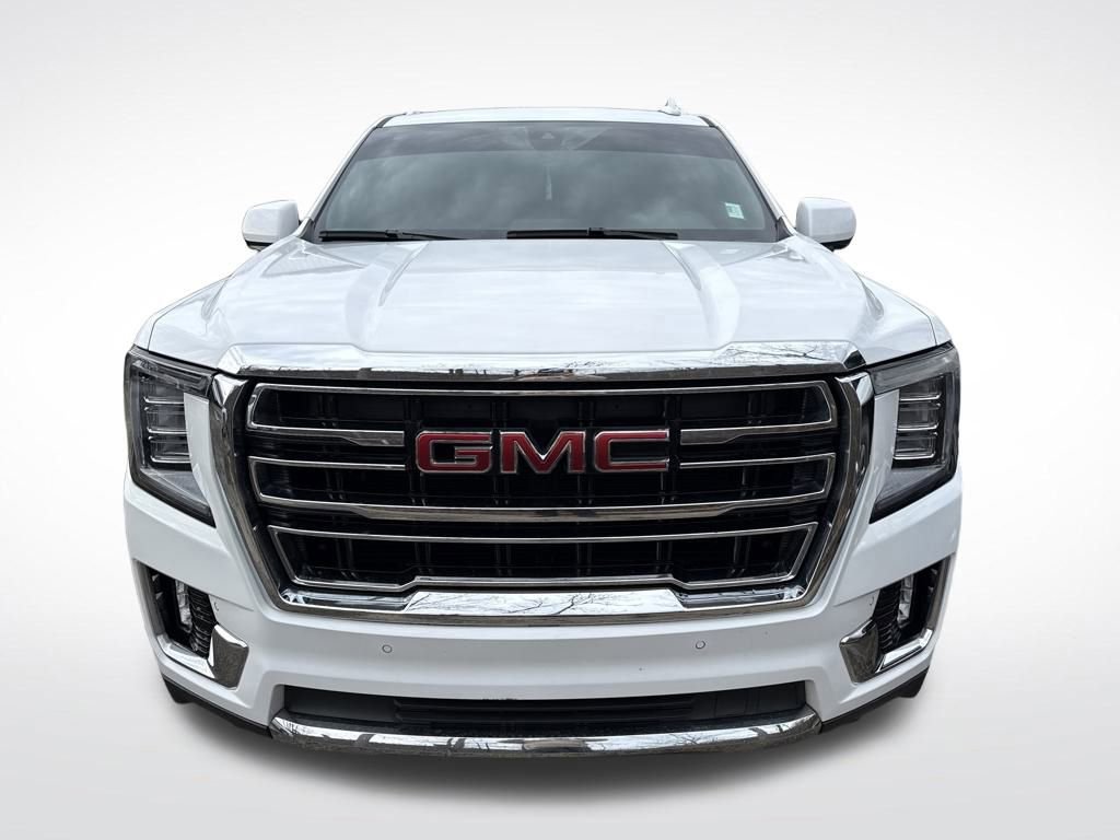 Used 2022 GMC Yukon XL SLT image 2