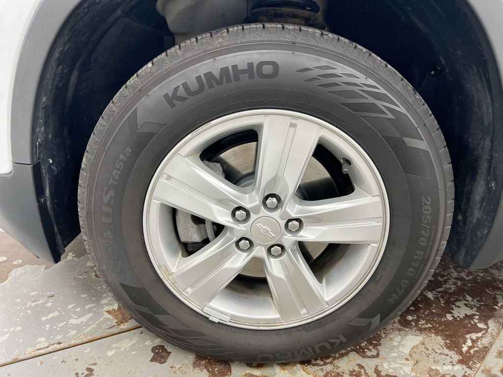 Used 2019 Chevrolet Trax LT w/ LT Convenience Package image 26