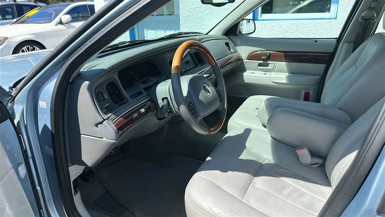 Used 2003 Mercury Grand Marquis LSE RWD image 20