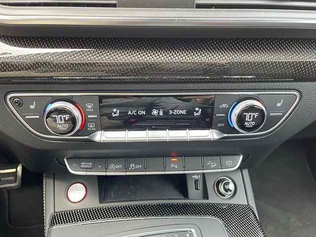 Used 2019 Audi SQ5 Premium Plus w/ Premium Plus Package image 19