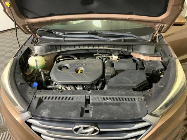 Used 2017 Hyundai Tucson SE w/ SE Popular Package 02 AWD/4WD image 32