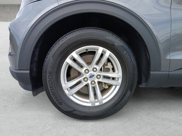 Used 2023 Ford Explorer XLT image 28