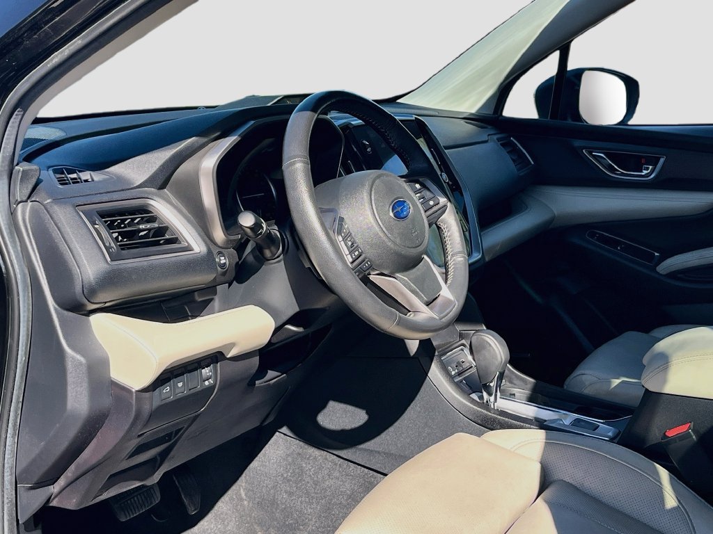 Used 2024 Subaru Ascent Limited w/ Technology Package AWD/4WD image 9
