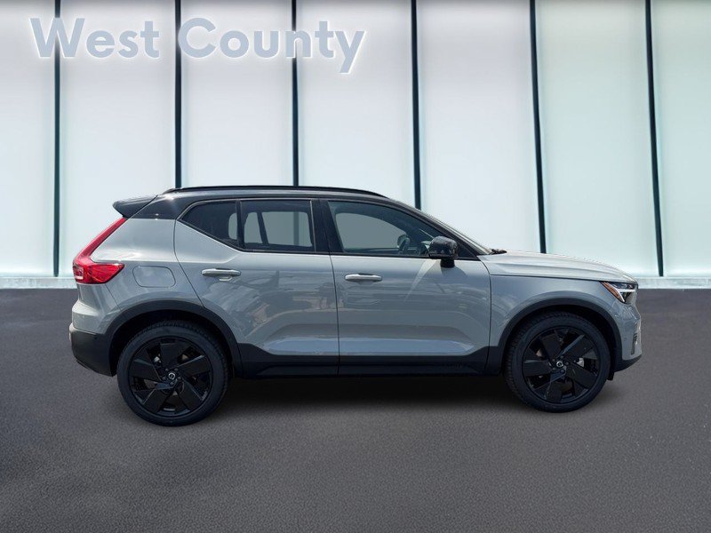 New 2026 Volvo XC40 B5 Ultra w/ Climate Package AWD/4WD image 2