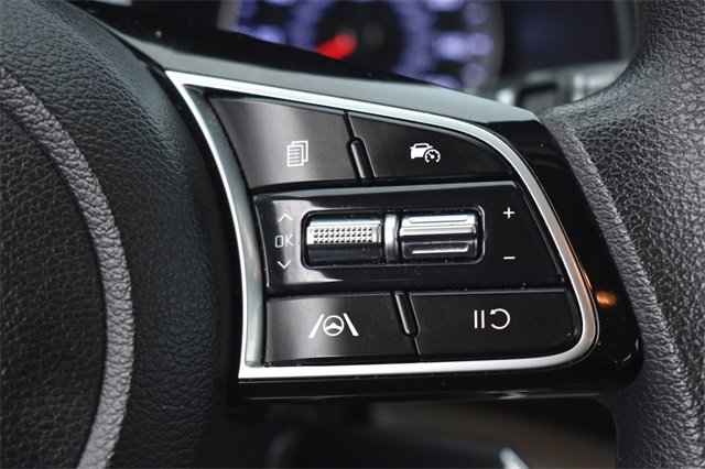 Certified 2022 Kia Forte LXS w/ LXS Technology Package image 25