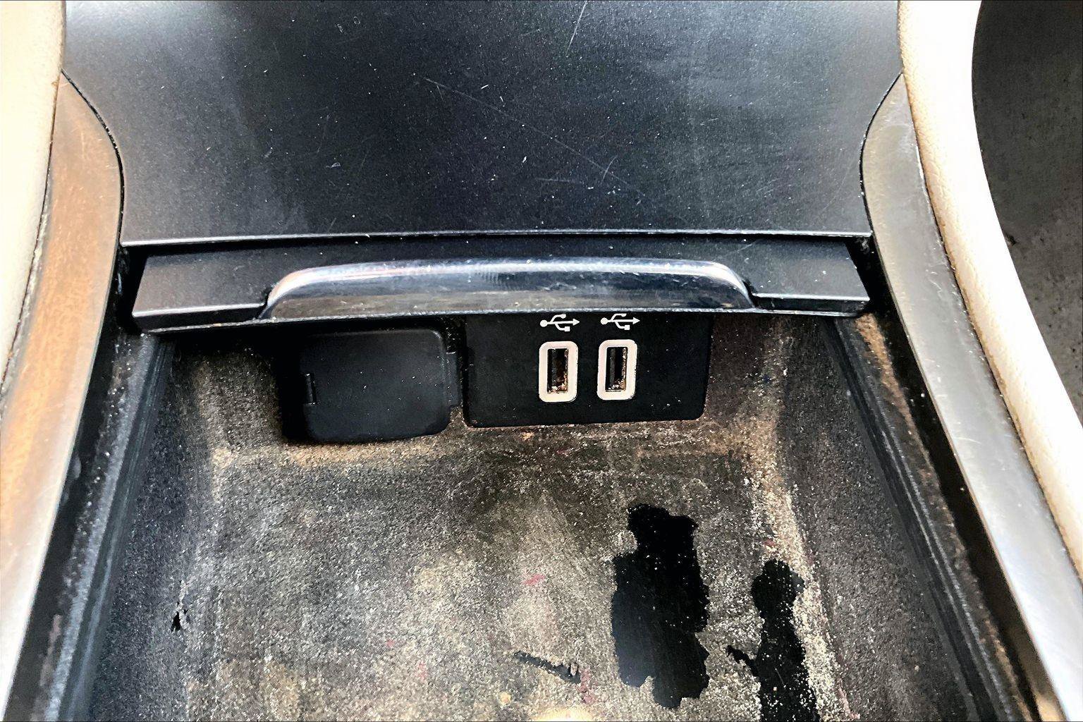 Used 2019 Lincoln MKC Premiere AWD/4WD image 16