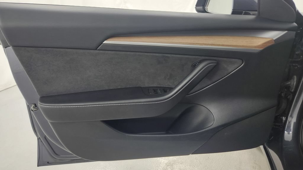 Used 2023 Tesla Model 3 Performance AWD/4WD image 17