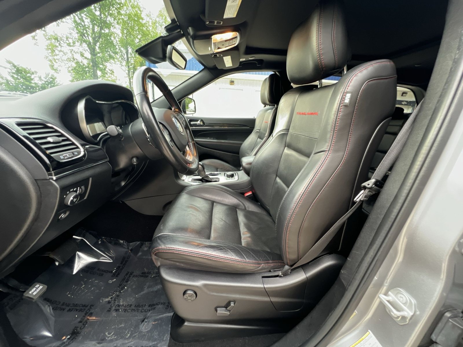 Used 2021 Jeep Grand Cherokee Trailhawk w/ Trailhawk Luxury Group AWD/4WD image 20