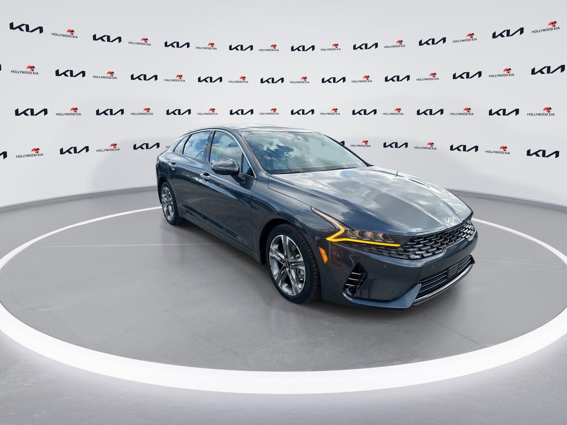 Used 2024 Kia K5 EX w/ EX Premium Package image 2