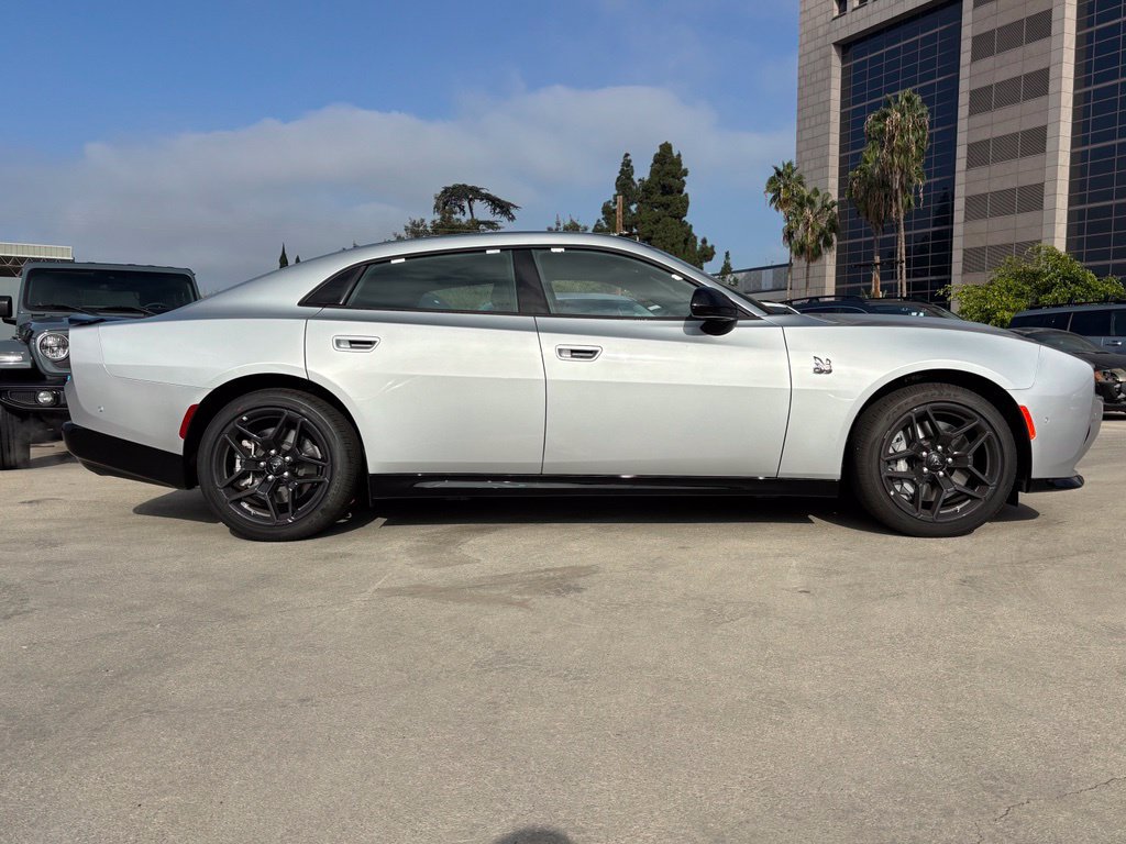 New 2026 Dodge Charger Scat Pack w/ Blacktop Package AWD/4WD image 2