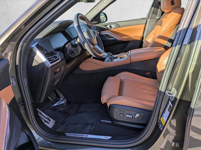 Used 2023 BMW X6 xDrive40i w/ M Sport Package image 17