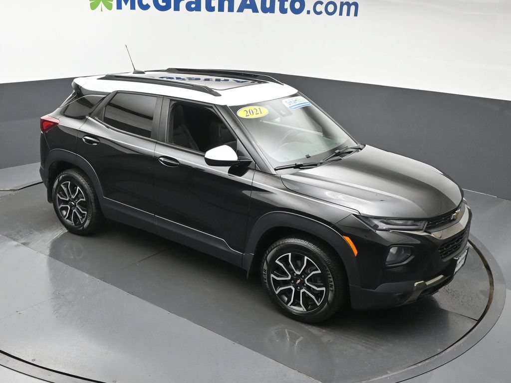 Used 2021 Chevrolet TrailBlazer ACTIV w/ Sun and Liftgate Package AWD/4WD image 3