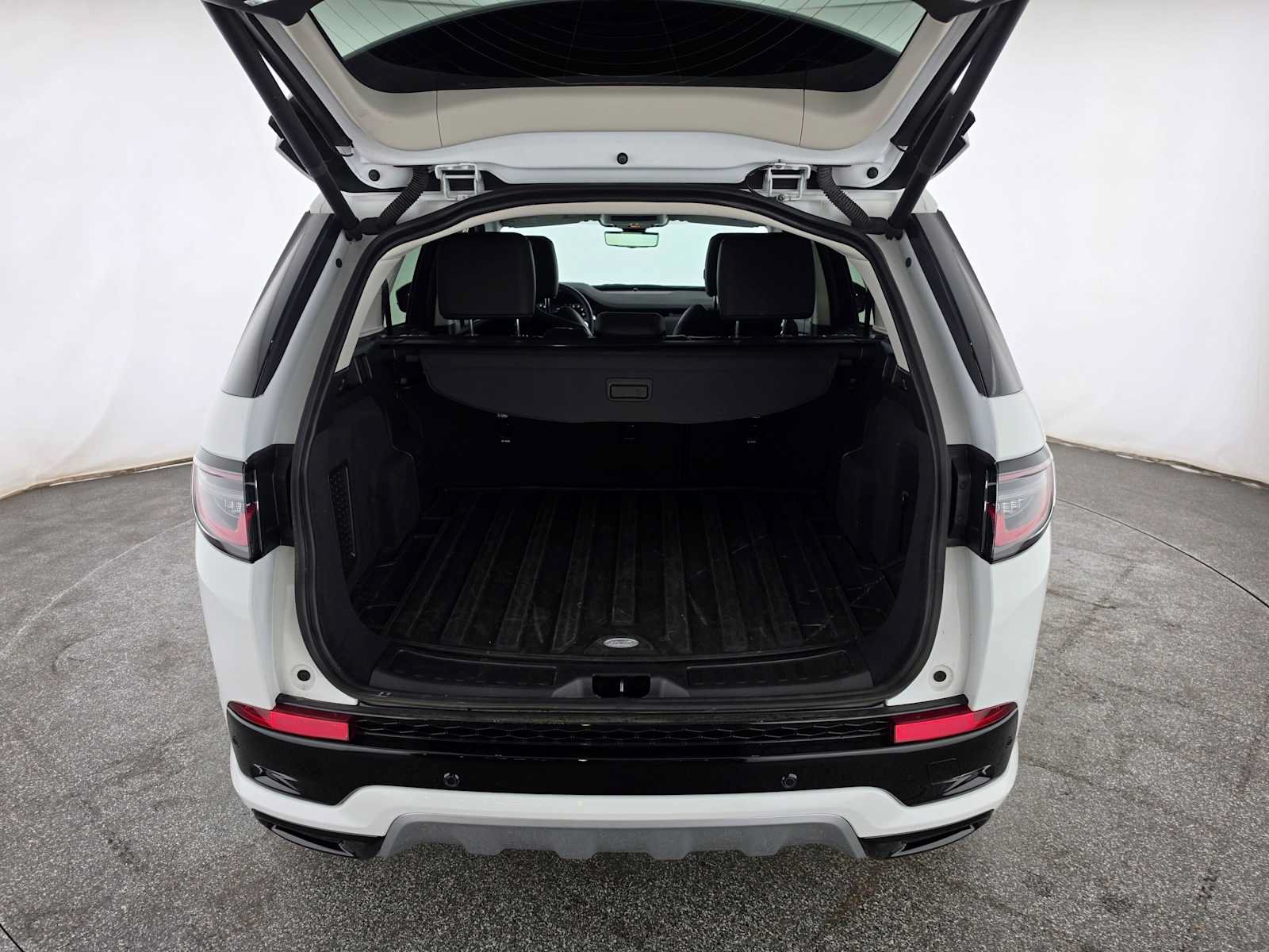 Used 2025 Land Rover Discovery Sport S AWD/4WD image 14