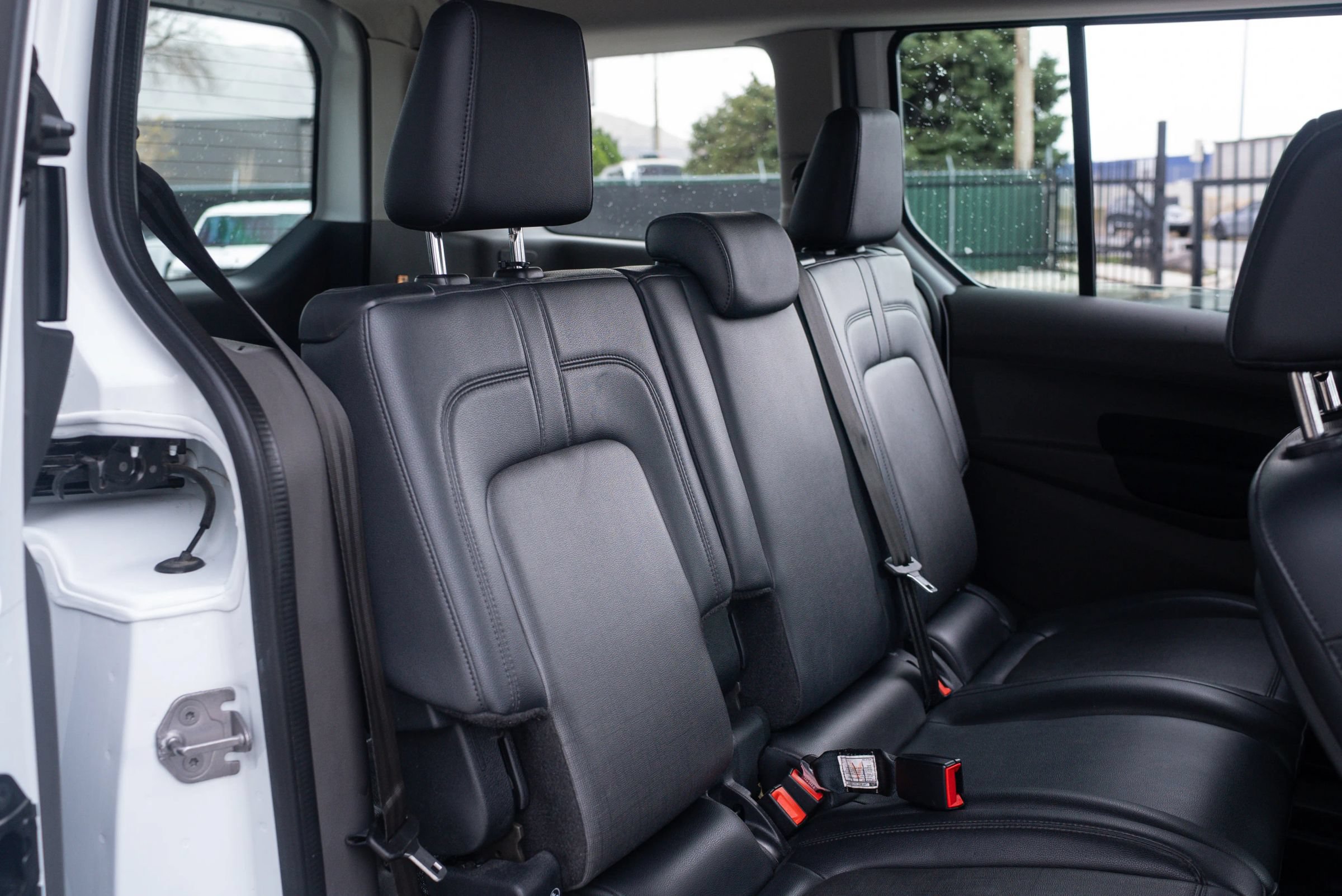 Used 2023 Ford Transit Connect XL FWD image 22