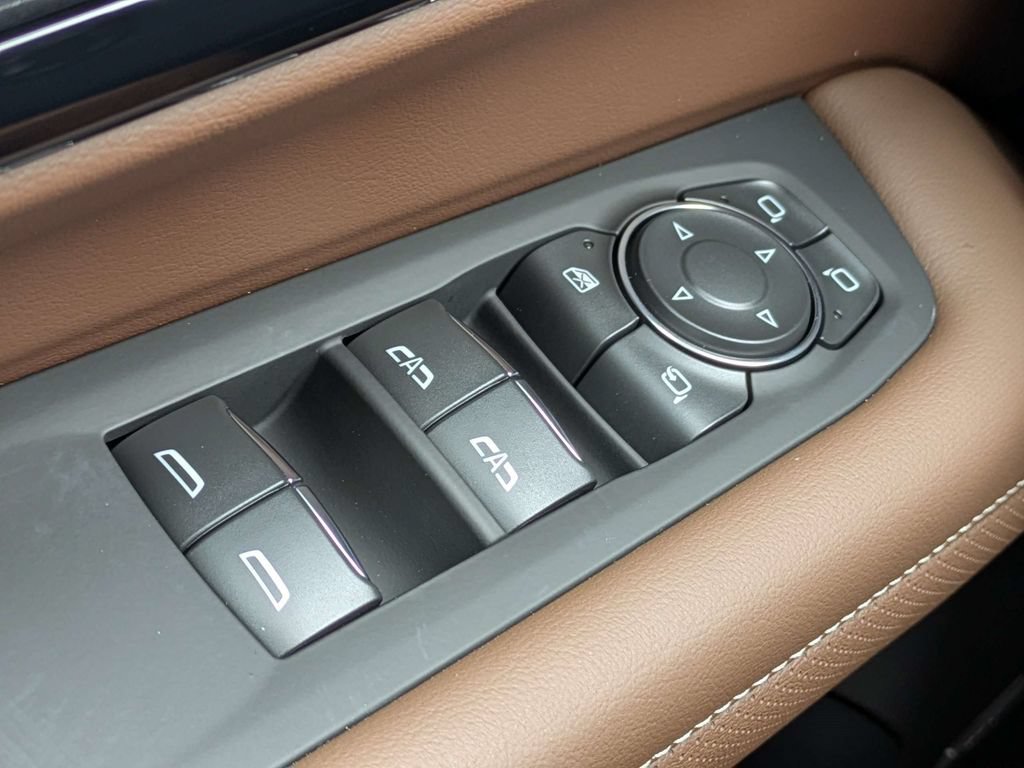 New 2026 Chevrolet Suburban High Country AWD/4WD image 29