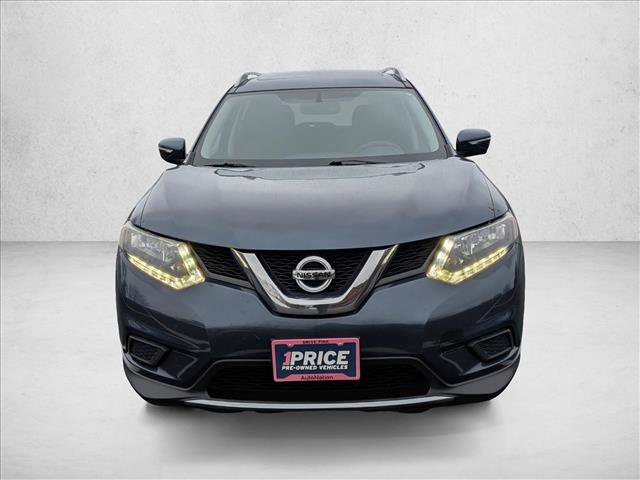 Used 2015 Nissan Rogue SV w/ SV Premium Package image 2