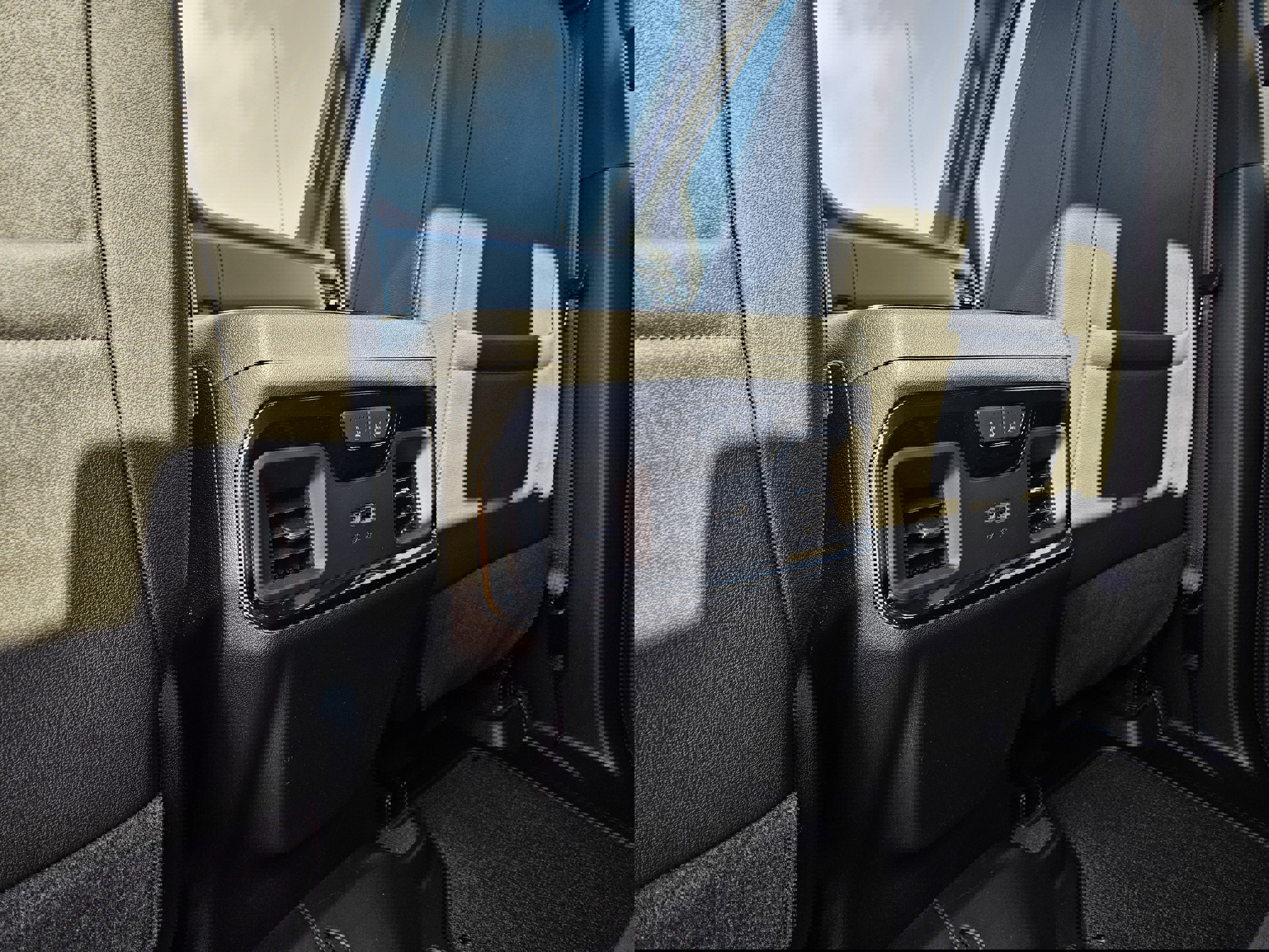 New 2026 GMC Sierra 2500 AT4 image 26