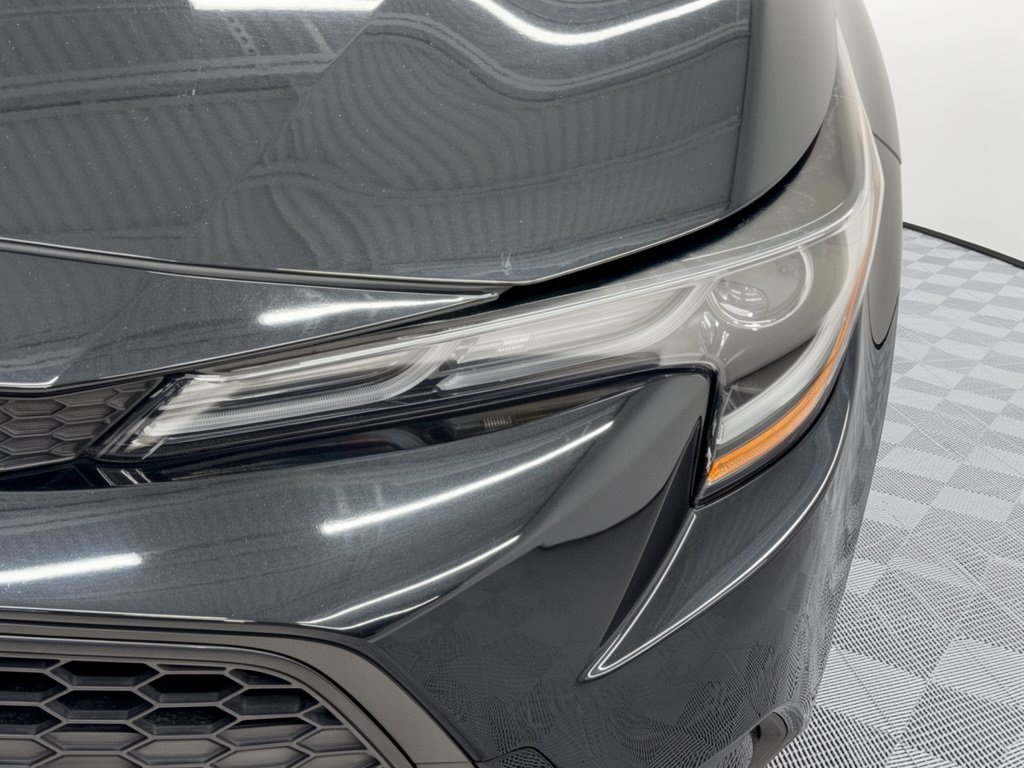 Used 2022 Toyota Corolla LE FWD image 12