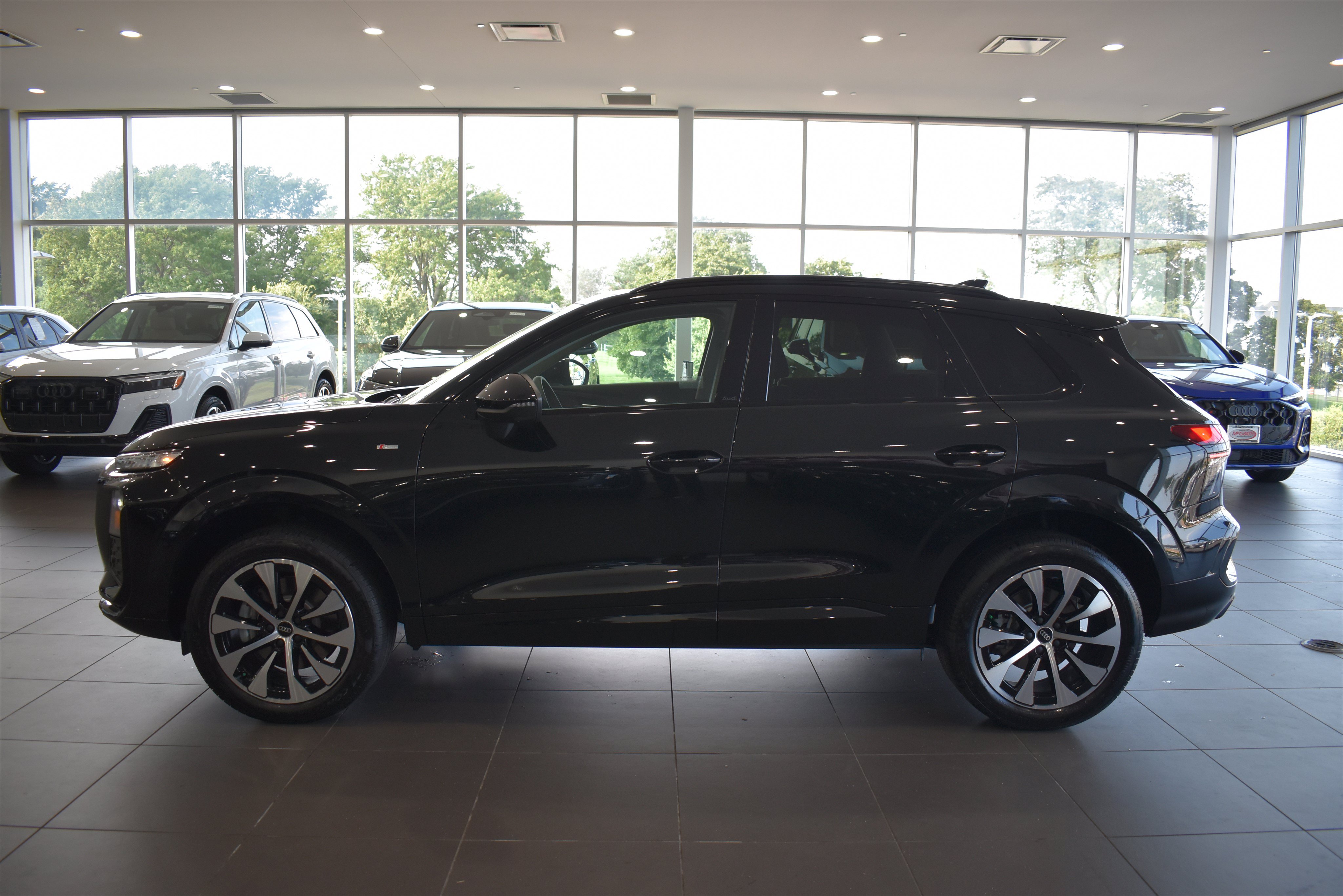 New 2026 Audi Q3 quattro 2.0T AWD/4WD image 4