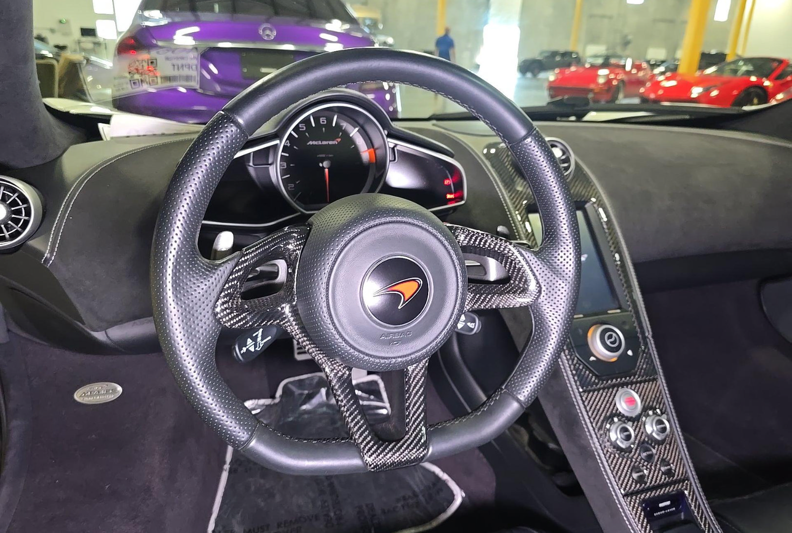 Used 2012 McLaren MP4-12C Coupe RWD image 3