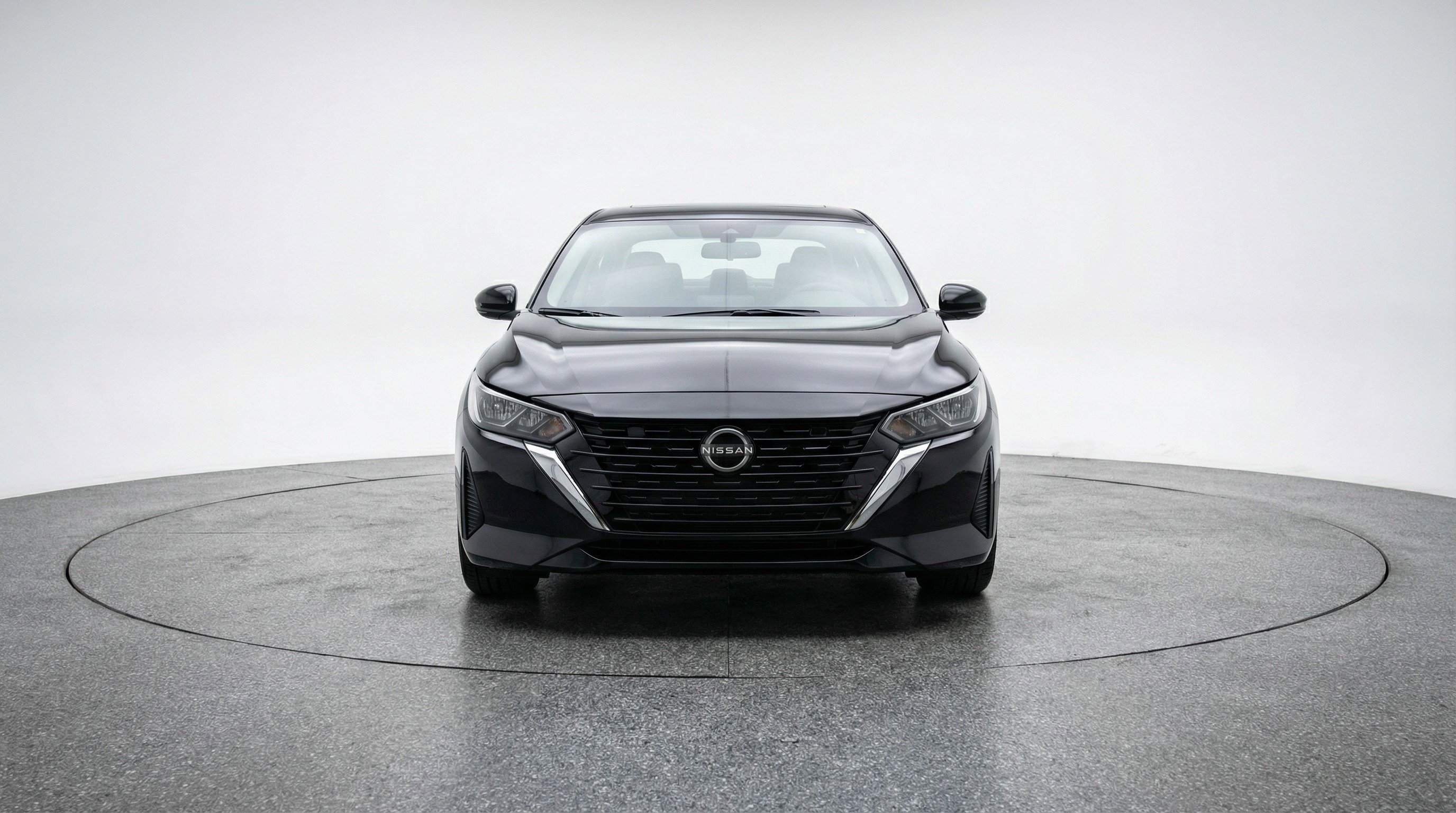 Used 2025 Nissan Sentra SV image 2