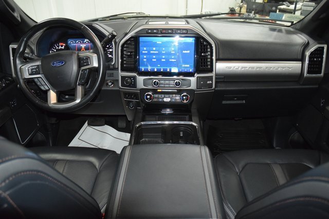 Used 2022 Ford F450 Platinum w/ FX4 Off-Road Package image 32
