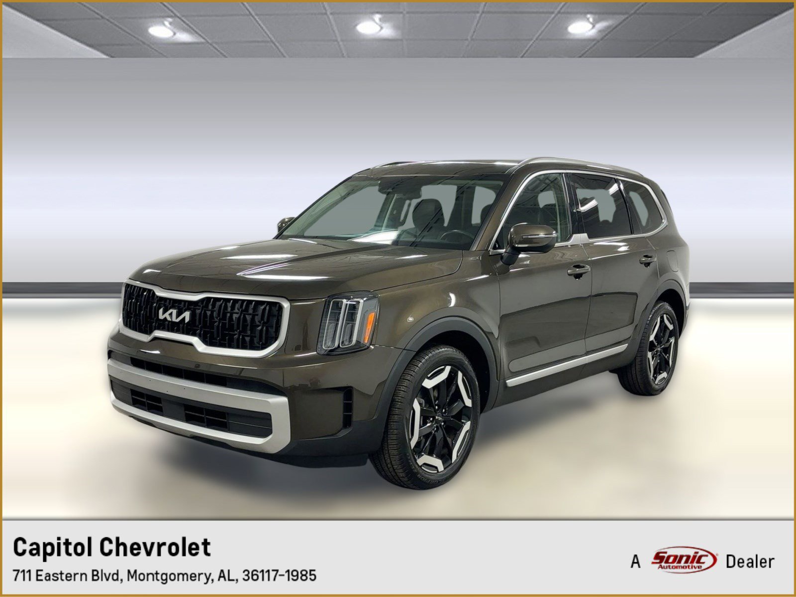 Used 2024 Kia Telluride EX w/ EX Captain's Chair Package
