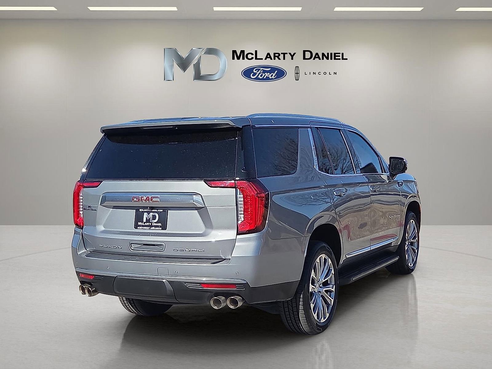 Used 2023 GMC Yukon Denali image 5