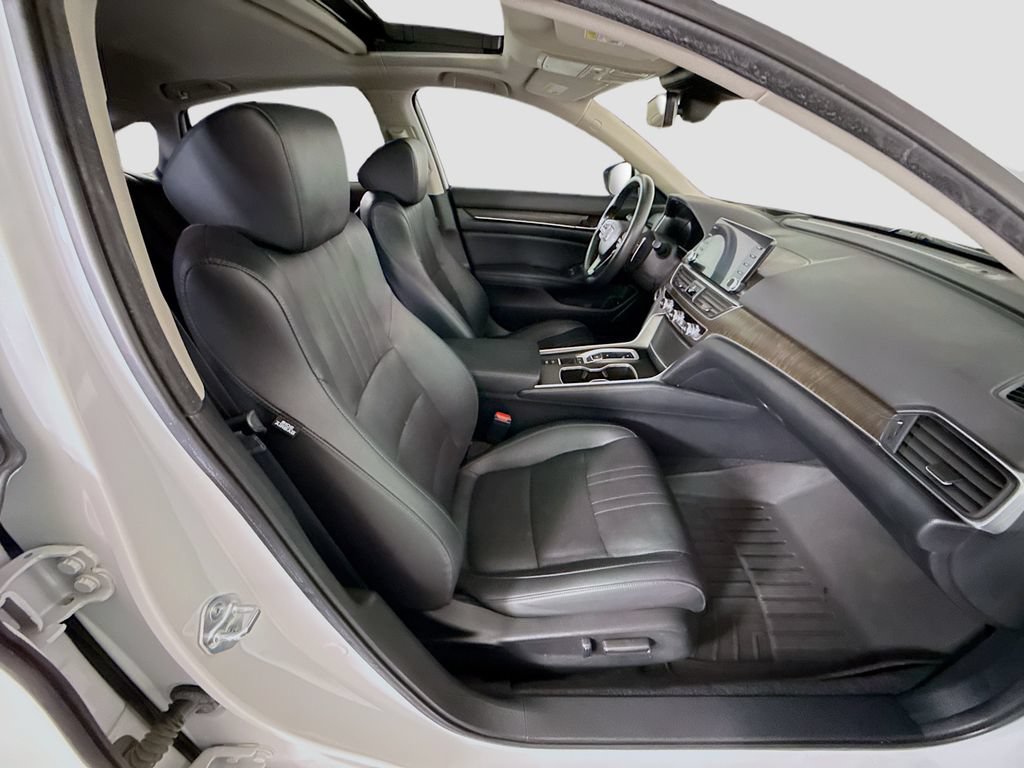 Certified 2022 Honda Accord Touring image 20