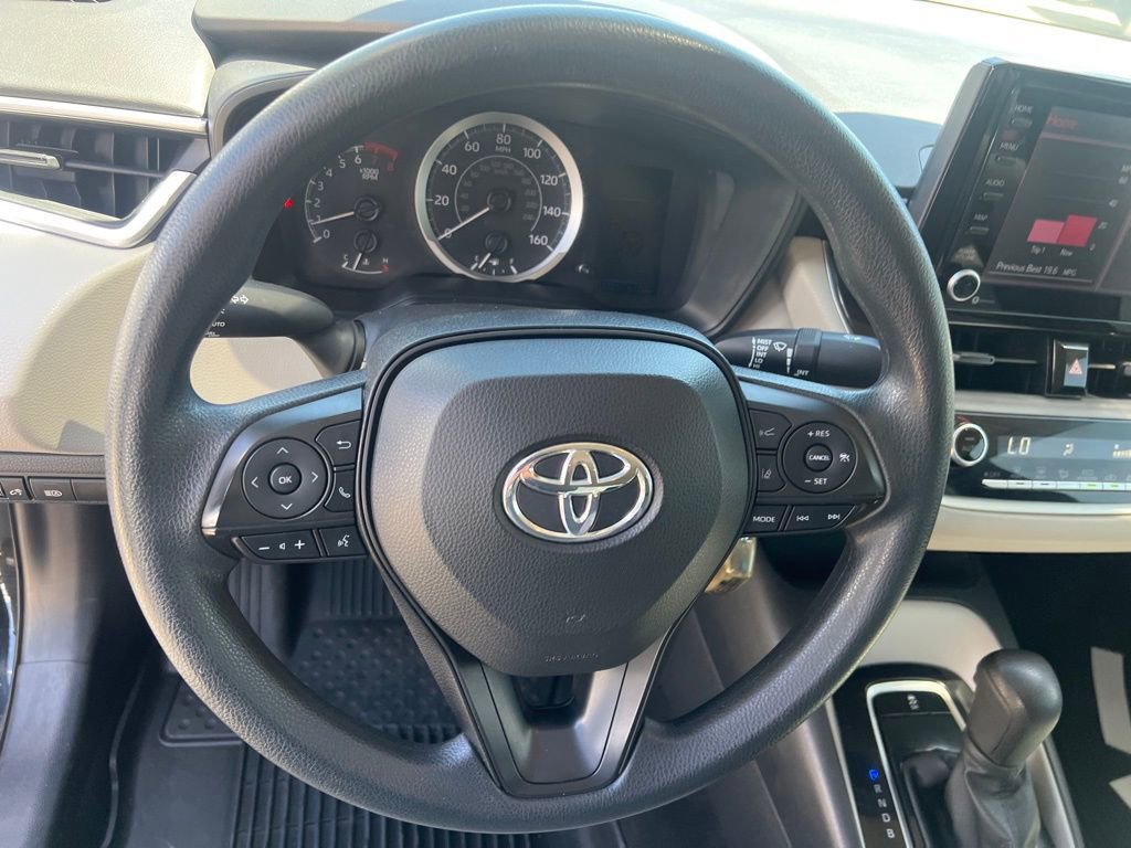 Used 2022 Toyota Corolla LE w/ Carpet Mat Package (TMS) image 16